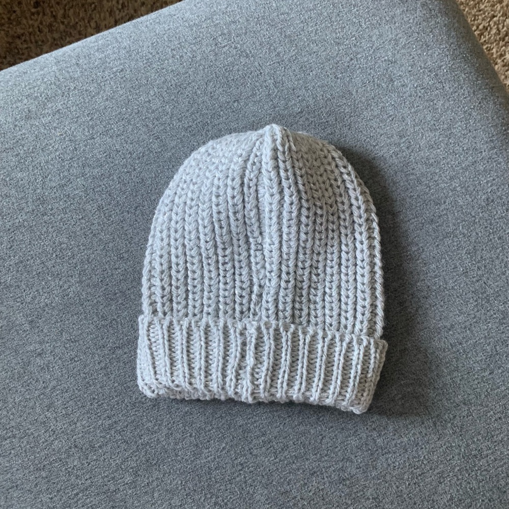 *free with purchase* women’s beanie